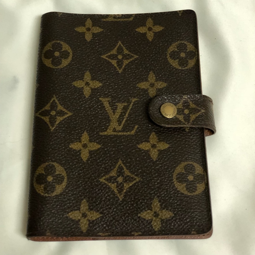 Louis Vuitton agenda pm wallet